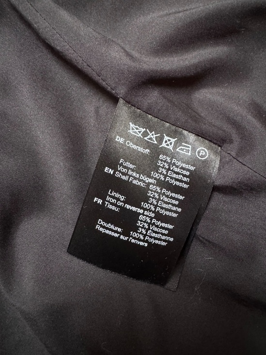 Checked Double-breasted blazer - Picture 7 of 10